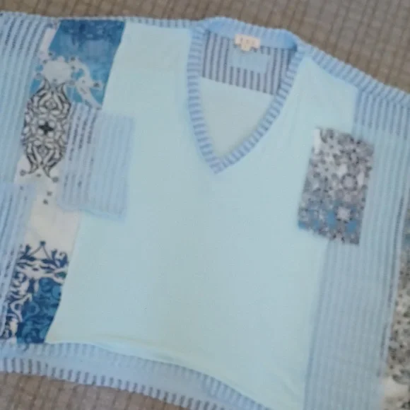 POL Blue Boho Print + Sheer Knit V Neck Rayon Jersey Top - Picture 11 of 14